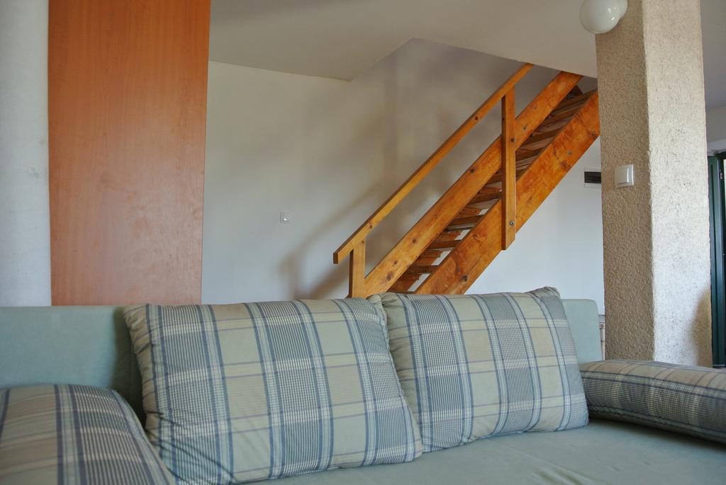 Kaprije Mistral Apartment Exterior foto
